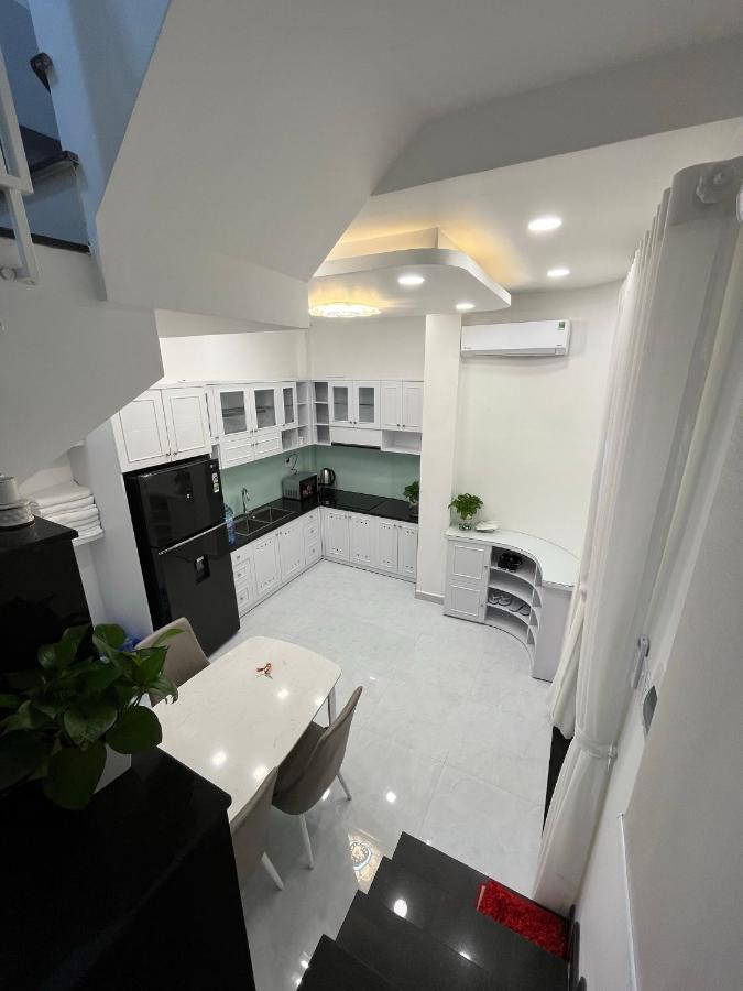 Vika Homestay Thành Pho Ho Chí Minh Esterno foto