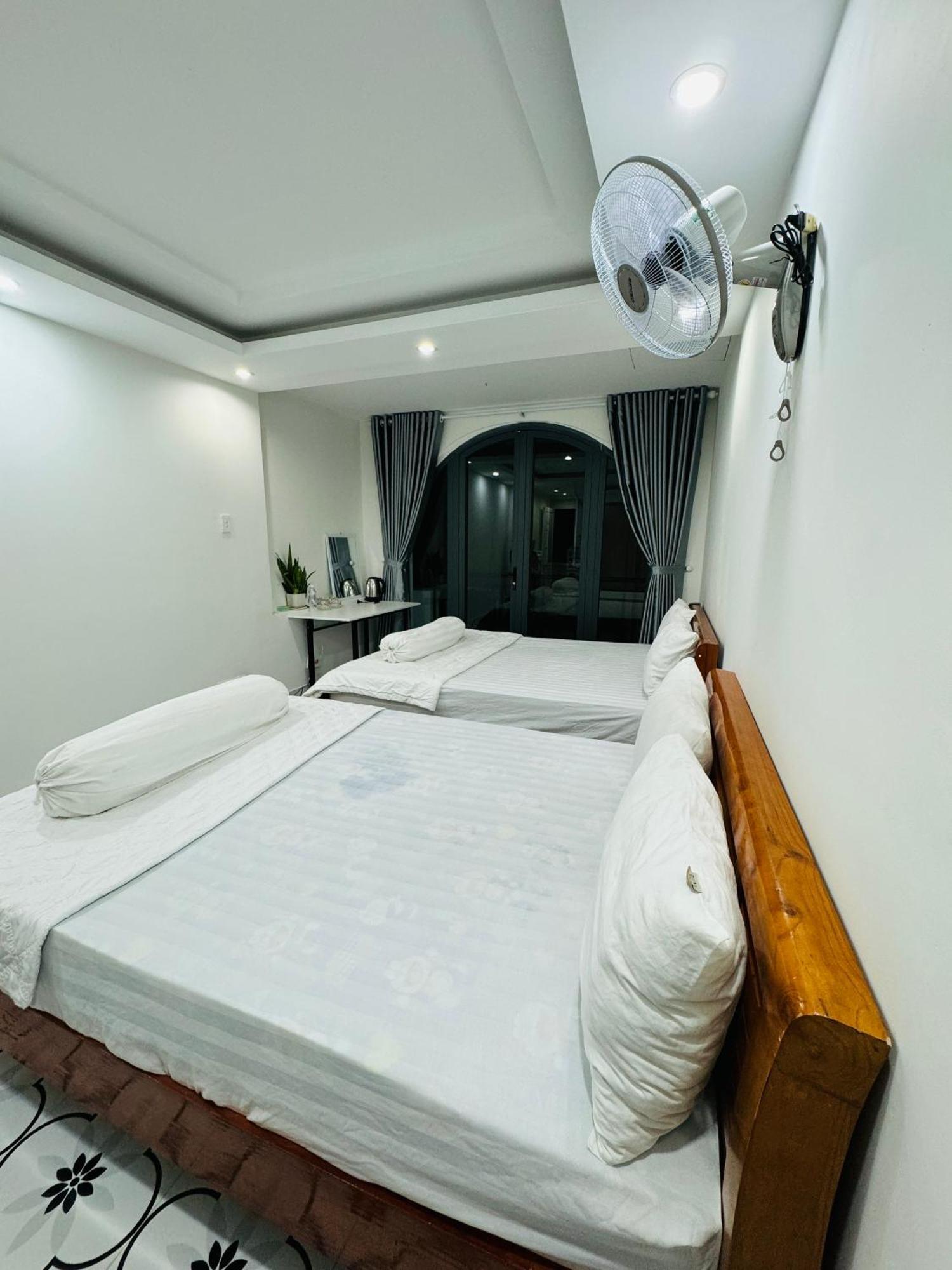 Vika Homestay Thành Pho Ho Chí Minh Esterno foto